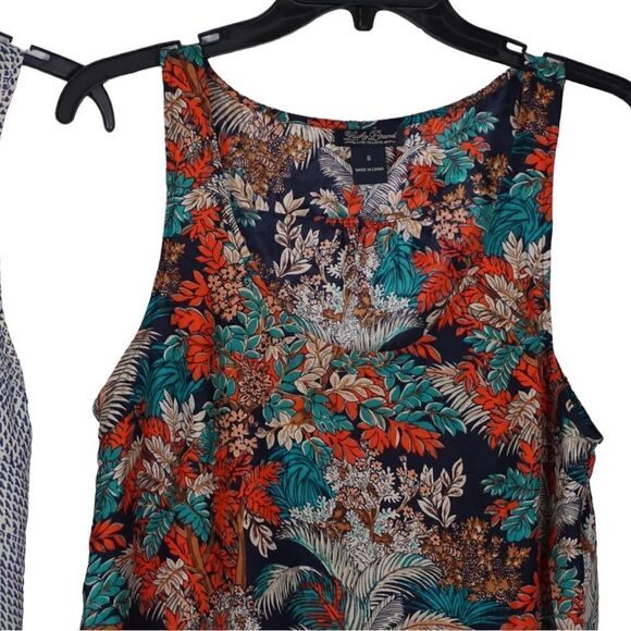 Lucky Brand Silk Presley Tank & Cream/Blue Patterned Tank, Small - Picture 3 of 5